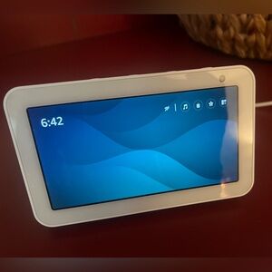 Amazon Echo Smart Display with Touchscreen - White